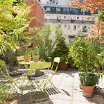 Studio With Terrace Near Pere Lachaise